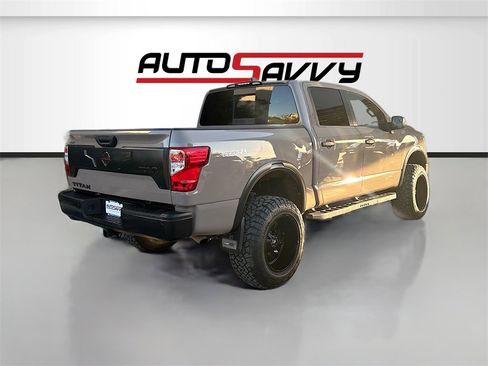 Used 2023 Nissan Titan PRO-4X w/ Pro-4x Convenience Package image 7