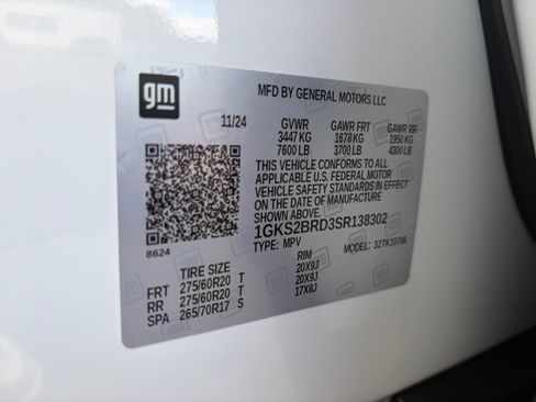 Used 2025 GMC Yukon Elevation AWD/4WD image 25
