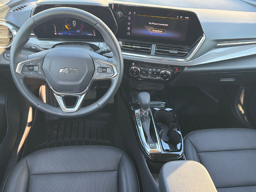Used 2025 Chevrolet Trax ACTIV w/ Sunroof Package FWD image 22