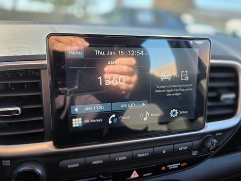 New 2026 Hyundai Venue SE image 25