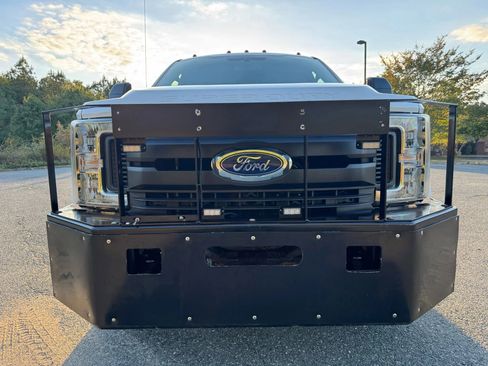 Used 2017 Ford F250 XL w/ Power Equipment Group image 33