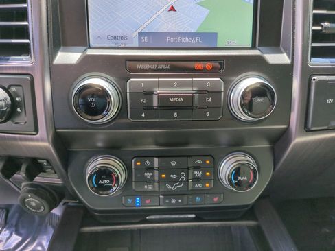 Used 2020 Ford F250 Limited w/ FX4 Off-Road Package AWD/4WD image 23