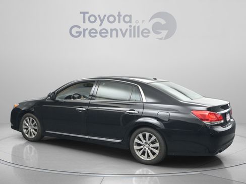 Used 2011 Toyota Avalon Limited FWD image 6