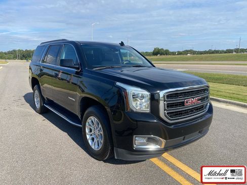 Used 2020 GMC Yukon SLT image 1
