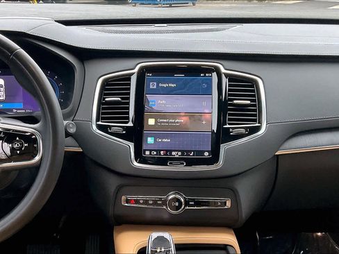 Used 2024 Volvo XC90 B6 Ultimate w/ Protection Package Premier image 9