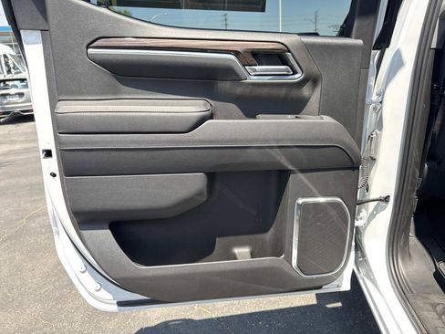 Used 2023 Chevrolet Silverado 1500 LT RWD image 25