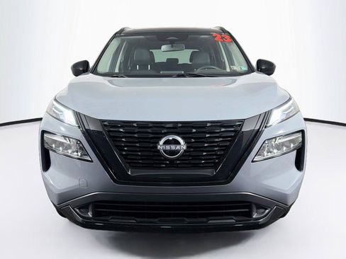Used 2023 Nissan Rogue SV AWD/4WD image 6