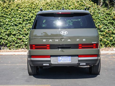 Used 2025 Hyundai Santa Fe Limited FWD image 5