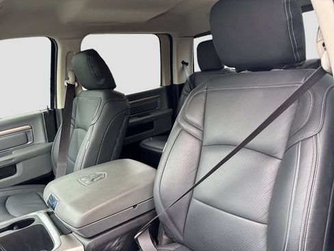 Used 2020 RAM 1500 Classic SLT w/ Luxury Group RWD image 20