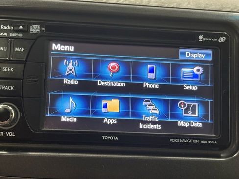 Used 2012 Toyota Sienna SE image 25