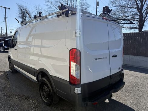 Used 2017 Ford Transit 250 130 Low Roof image 30