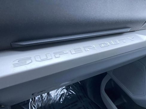 Used 2024 Ford F250 XLT image 32