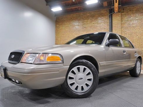 Used 2008 Ford Crown Victoria Police Interceptor RWD image 1
