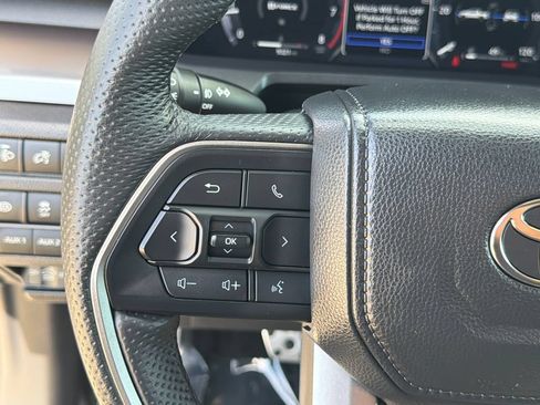 Used 2026 Toyota Tacoma TRD Sport w/ TRD Sport Premium Package AWD/4WD image 27