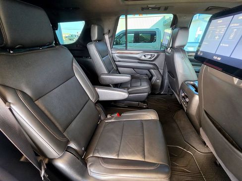 Used 2021 Chevrolet Tahoe Z71 w/ Z71 Signature Package AWD/4WD image 68