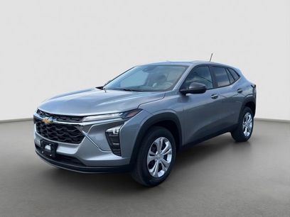 New 2026 Chevrolet Trax LS w/ Driver Confidence Package