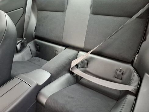 New 2025 Toyota GR86 Premium image 5