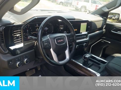 Used 2025 GMC Sierra 1500 Elevation w/ Elevation Premium Package AWD/4WD image 15