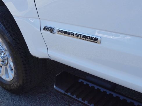 Used 2022 Ford F350 XLT w/ XLT Value Package image 12