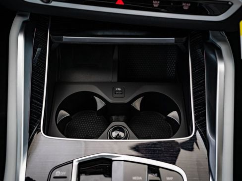 New 2026 BMW X6 xDrive40i w/ Climate Comfort Package image 31