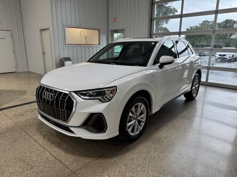 Used 2023 Audi Q3 2.0T Premium image 57