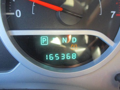 Used 2008 Jeep Wrangler Unlimited Sahara w/ Dual Top Group AWD/4WD image 13