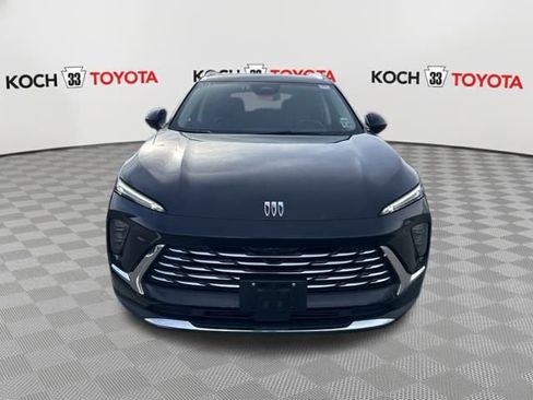 Used 2024 Buick Envision Preferred image 2