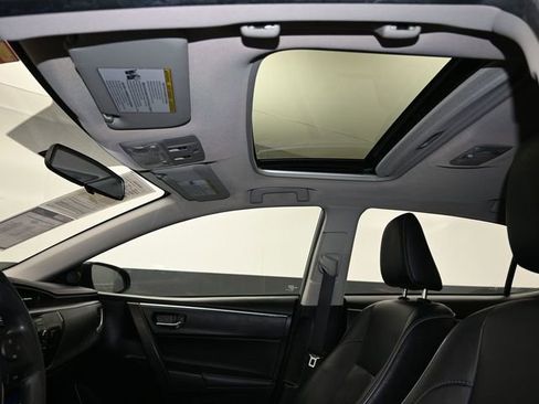 Used 2015 Toyota Corolla LE Premium image 22