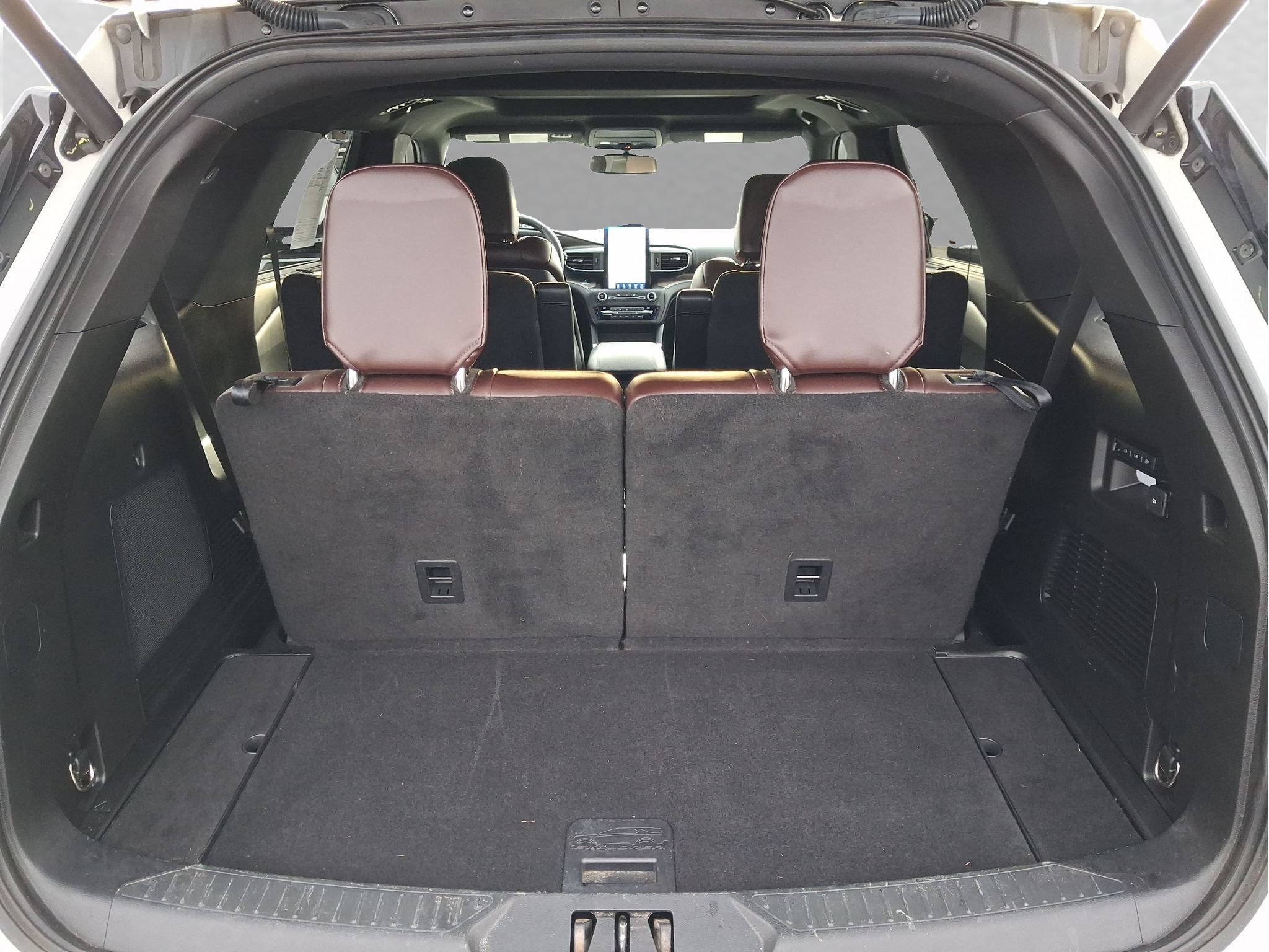 Used 2020 Ford Explorer Platinum AWD/4WD image 12