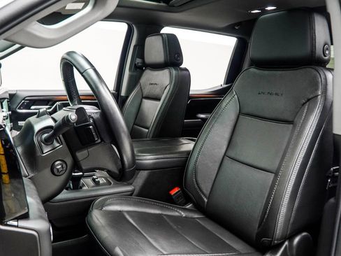 Used 2025 GMC Sierra 1500 Denali image 38