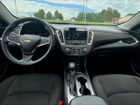 Used 2021 Chevrolet Malibu LS FWD image 7