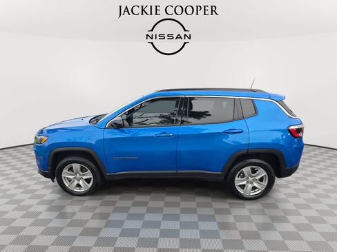 Used 2022 Jeep Compass Latitude w/ Convenience Group AWD/4WD image 8