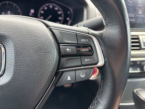 Used 2022 Honda Accord Sport image 9