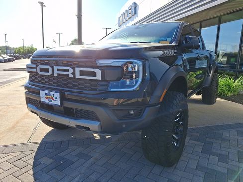 Used 2025 Ford Ranger Raptor AWD/4WD image 3