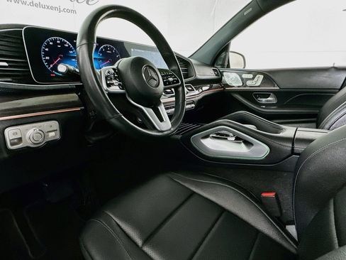 Used 2020 Mercedes-Benz GLS 450 4MATIC image 7