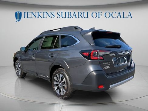 Used 2023 Subaru Outback Limited AWD/4WD image 5