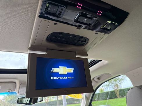 Used 2018 Chevrolet Tahoe LT image 17