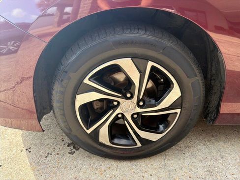 Used 2016 Honda Accord LX image 13