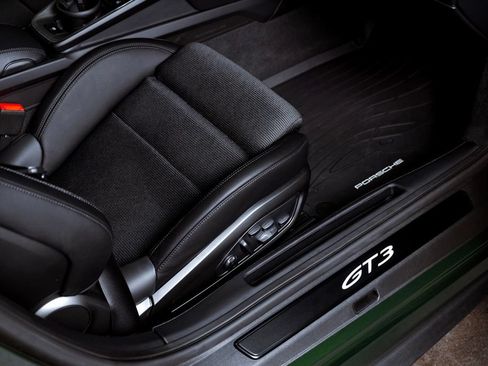 Used 2026 Porsche 911 GT3 RWD image 33