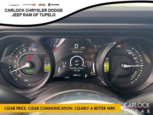 Used 2025 Jeep Wrangler Unlimited Sahara w/ Safety Group AWD/4WD image 19