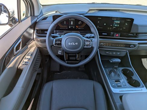 New 2026 Kia Carnival LXS image 21