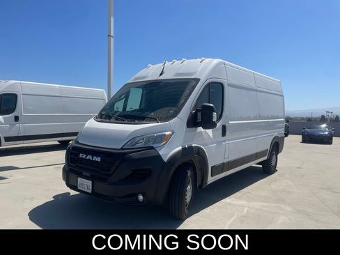 Used 2025 RAM ProMaster 2500 w/ Convenience Group FWD image 5