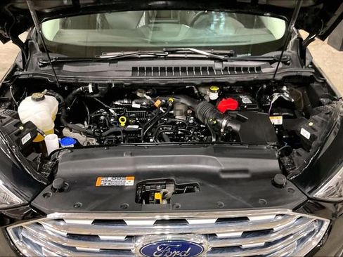 Used 2023 Ford Edge Titanium w/ Class II Trailer Tow Package image 10