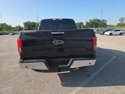 Used 2019 Ford F150 Lariat w/ Equipment Group 502A Luxury AWD/4WD image 3
