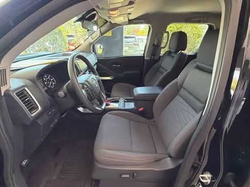 Used 2023 Nissan Frontier SV w/ Tow Package AWD/4WD image 2