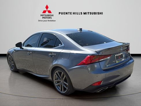 Used 2019 Lexus IS 300 F Sport w/ F Sport Package RWD image 7