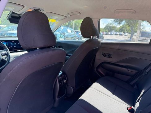 Used 2025 Hyundai Kona SEL AWD/4WD image 18
