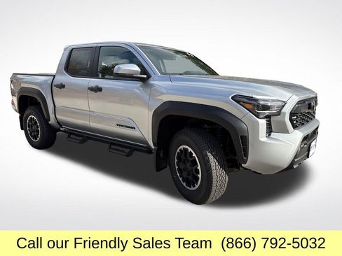 New 2025 Toyota Tacoma TRD Off-Road image 7