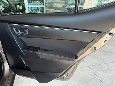 Used 2019 Toyota Corolla LE FWD image 16