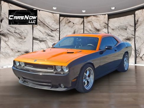 Used 2008 Dodge Challenger SRT8 RWD image 3